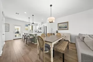 Photo #5: 240008284 Listing