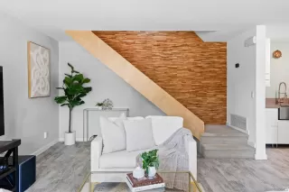 Photo #6: 240008285 Listing