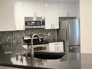 Photo #2: 240008324 Listing