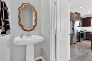 Photo #6: 240008326 Listing