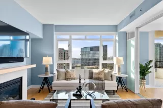 Photo #1: 240008395 Listing