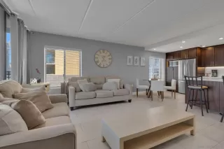 Photo #5: 240008417 Listing 