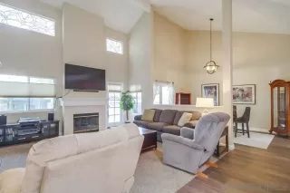 Photo #5: 240008425 Listing