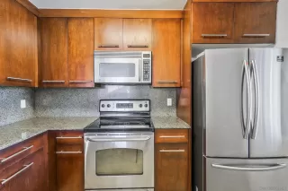 Photo #3: 240008450 Listing