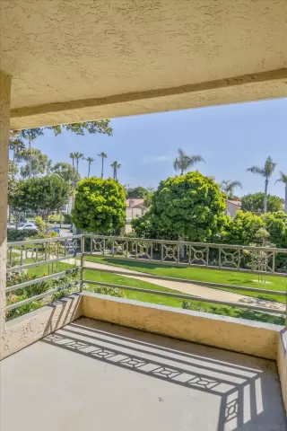 Photo #6: 240008450 Listing