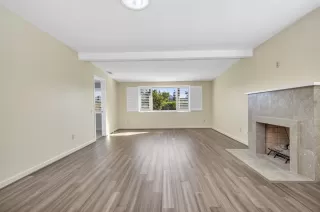 Photo #1: 240008484 Listing 