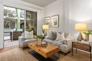 Photo #5: 240008487 Listing