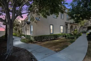 Photo #2: 240008516 Listing