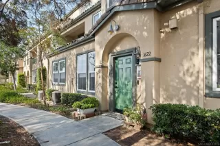 Photo #3: 240008516 Listing