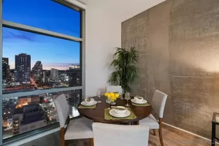 Photo #4: 240008517 Listing