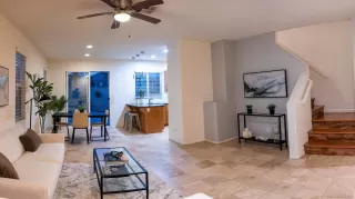 Photo #2: 240008535 Listing 