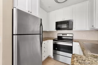 Photo #1: 240008552 Listing