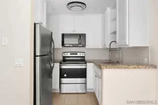 Photo #2: 240008552 Listing