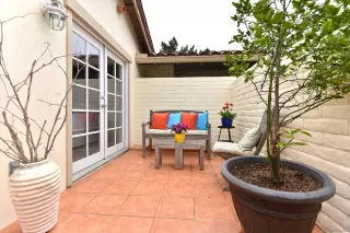 Photo #1: 240008557 Listing 