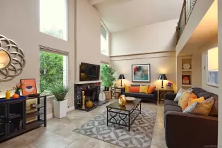 Photo #3: 240008557 Listing 