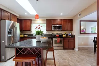 Photo #6: 240008557 Listing 