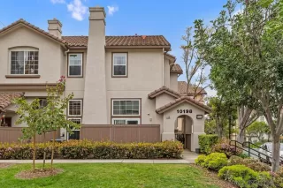 Photo #6: 240008561 Listing