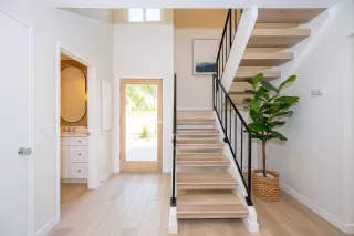 Photo #3: 240008581 Listing