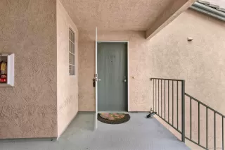 Photo #3: 240008706 Listing