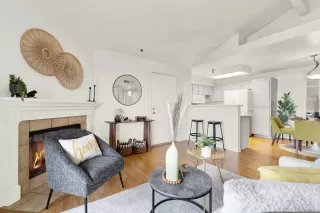 Photo #5: 240008706 Listing