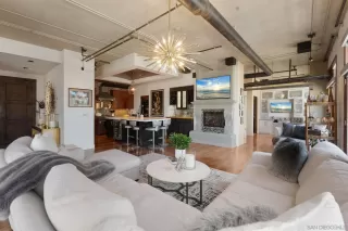 Photo #2: 240008744 Listing 