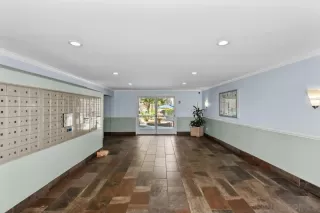 Photo #1: 240008748 Listing