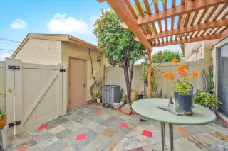 Photo #4: 240008763 Listing