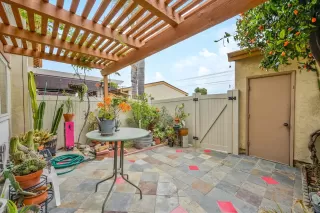 Photo #5: 240008763 Listing