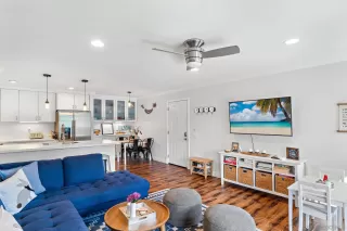 Photo #4: 240008772 Listing