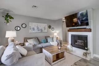 Photo #5: 240008820 Listing