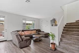 Photo #3: 240008839 Listing 