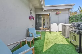 Photo #5: 240008840 Listing