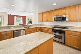 Photo #3: 240008862 Listing 