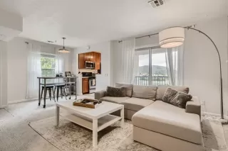 Photo #2: 240008866 Listing 