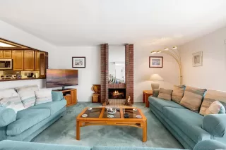 Photo #4: 240008876 Listing 