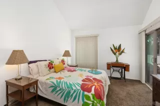 Photo #6: 240008907 Listing