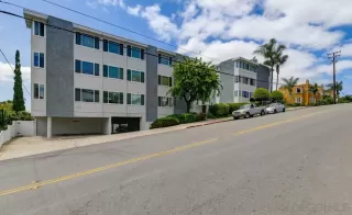 Photo #2: 240008914 Listing