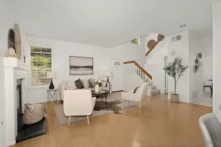 Photo #5: 240008943 Listing