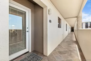 Photo #2: 240008944 Listing