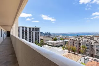 Photo #3: 240008944 Listing