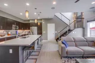 Photo #6: 240008988 Listing