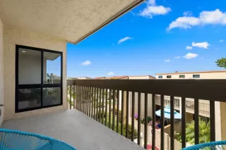 Photo #5: 240009011 Listing 