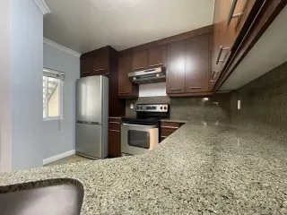 Photo #5: 240009015 Listing