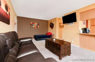 Photo #3: 240009055 Listing 