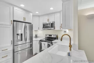 Photo #2: 240009057 Listing