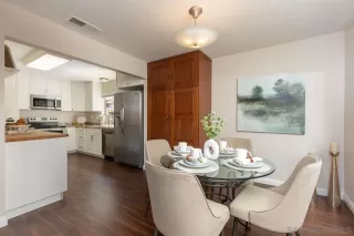 Photo #4: 240009063 Listing 