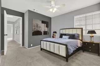 Photo #5: 240009072 Listing