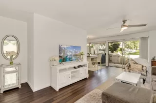 Photo #2: 240009092 Listing