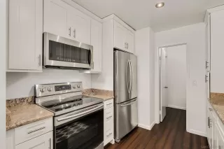 Photo #5: 240009092 Listing