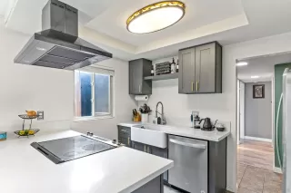 Photo #1: 240009097 Listing 